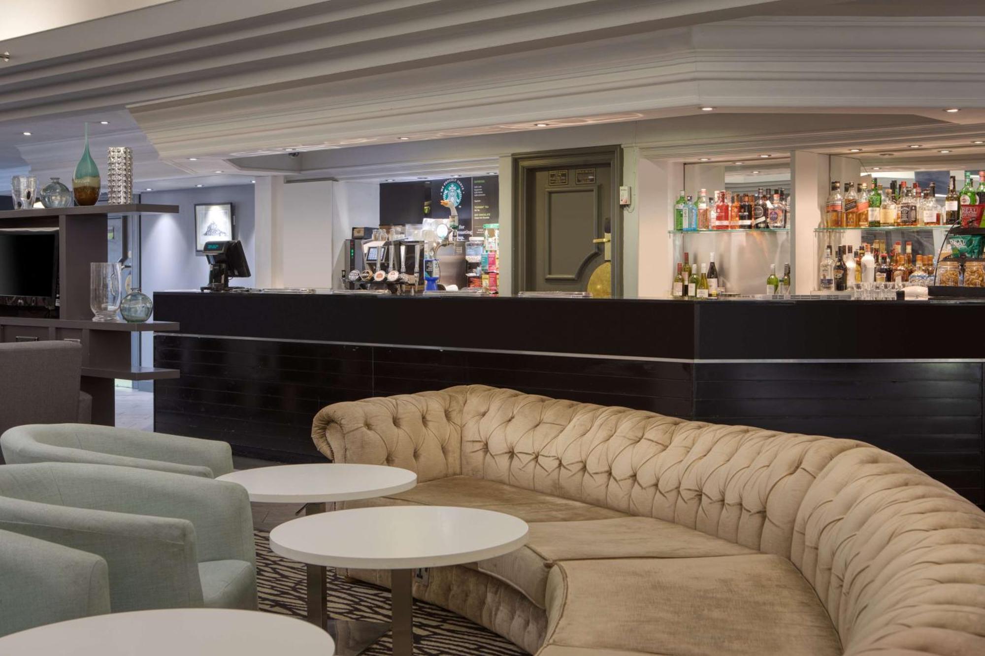 Orida Newbury Отель